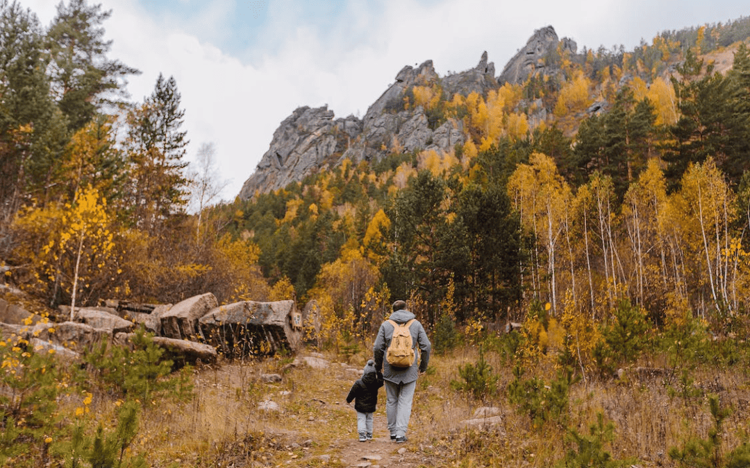 Hiking in the Fall: 6 Tips for Success
